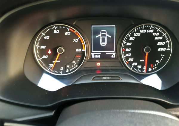 Seat Leon cena 40900 przebieg: 190000, rok produkcji 2013 z Wyrzysk małe 562